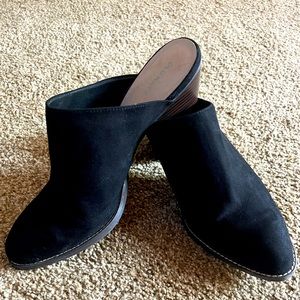 Old Navy Faux Suede Mule